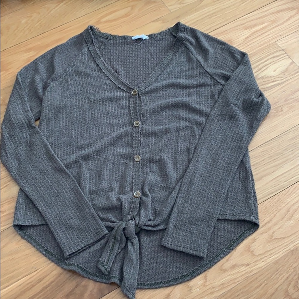 Green woman’s long sleeve
